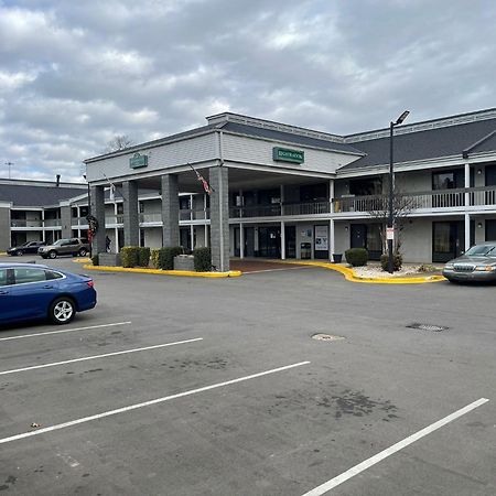 Brookwood Inn تشارلوت المظهر الخارجي الصورة